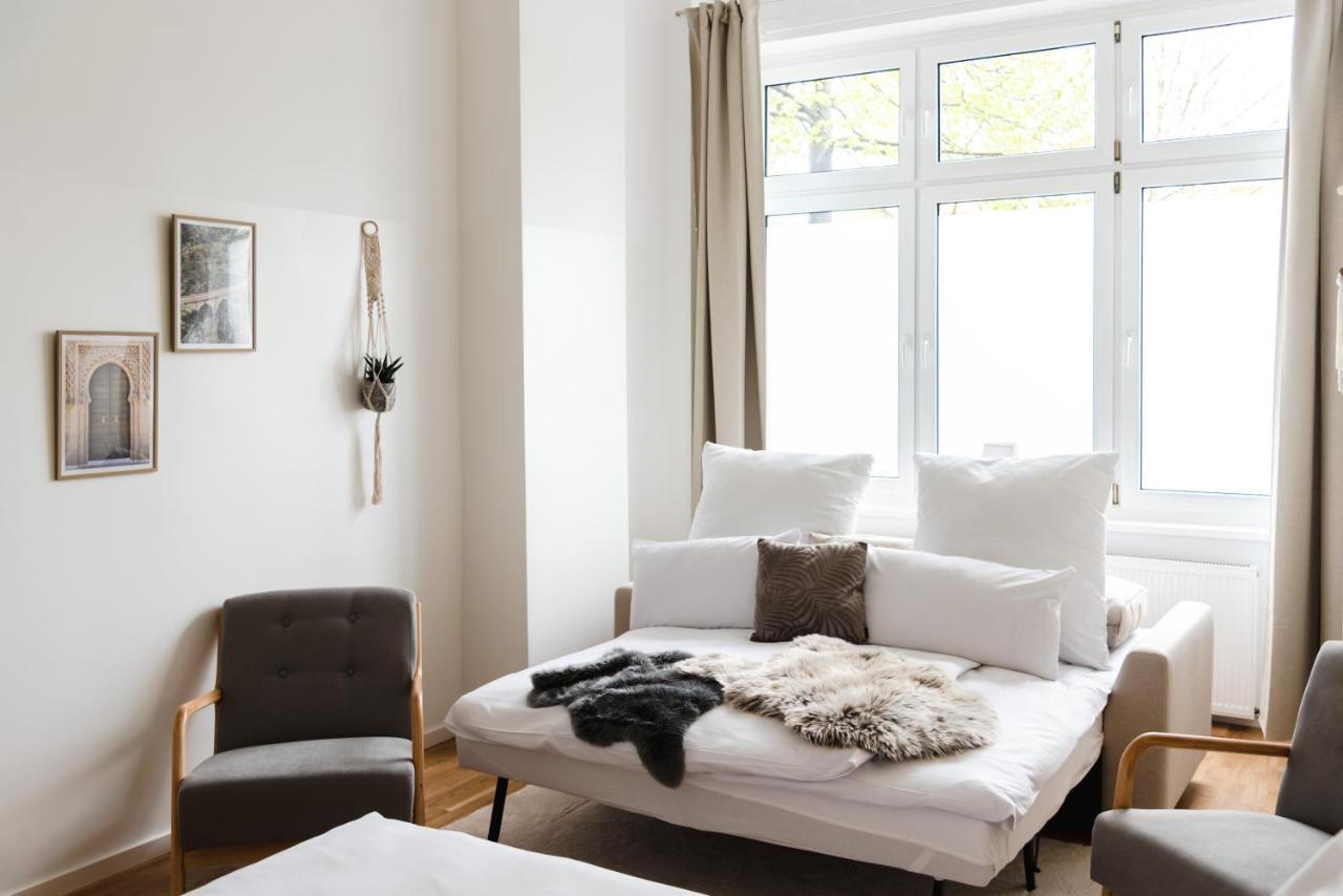 165m2 Downtown Family 5br, 3bath, Kids Room, 11min Alexanderplatz * Berlijn